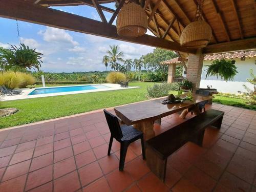Hermoso Chalet Quimbaya