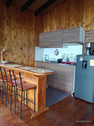 Caba�as Arco�ris Del Lago N� 2