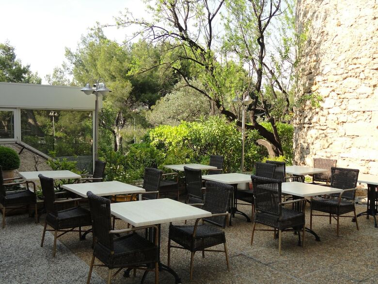 Hotel H�tel Saint Roch