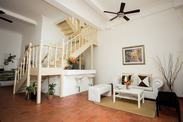Bed & Breakfast Portes 9