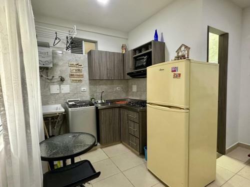Apartamento Apataestudio Amoblado