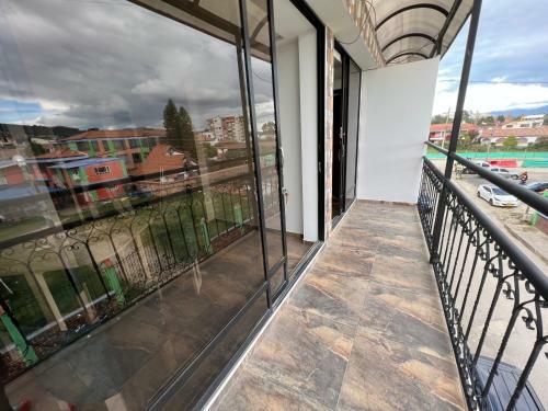 Apartamento Privado 2br, 2bth, Parking,tv,wifi