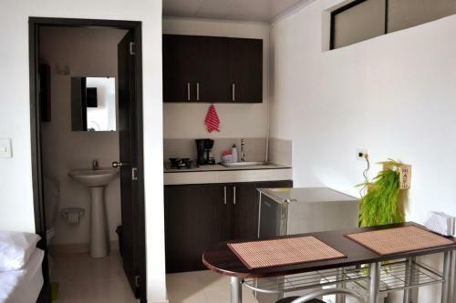 Apartamento C�modo Edificio Casa Confort En Providencia