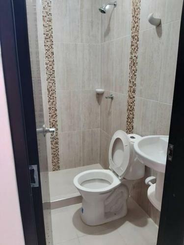 Casa Bien Ubicada Y Con Todas Las Comodidades