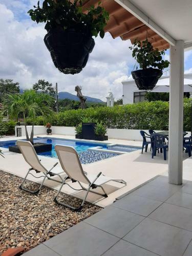 Casa Campestre Melgar Herradura Con Piscina Privada