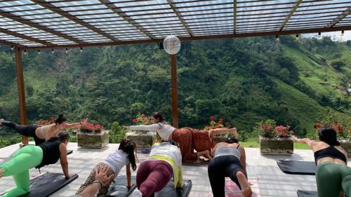 Azahares Hotel Y Caf�