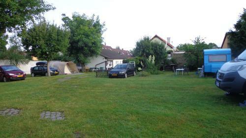 Hostal Pension Camp Prager