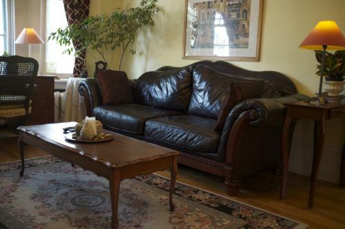Bed & Breakfast Rideau Inn