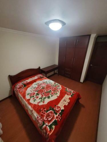 Casa Grande Con Parqueadero
