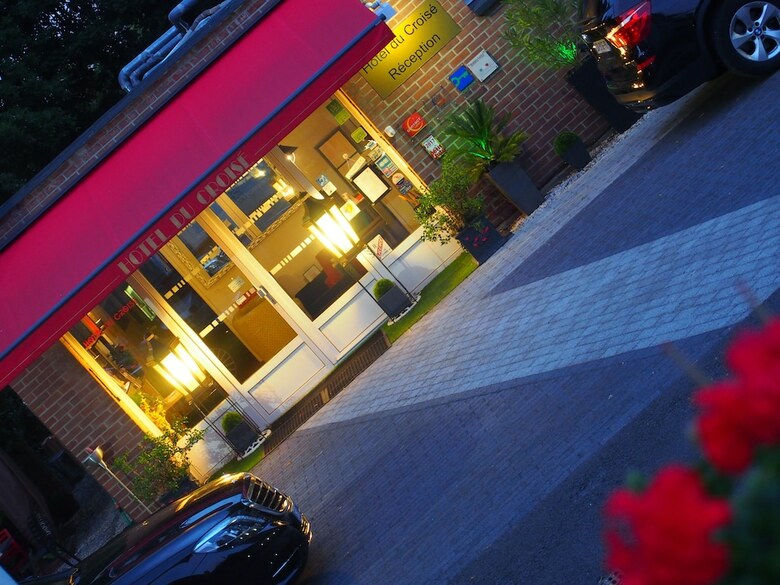 Hotel Du Crois�