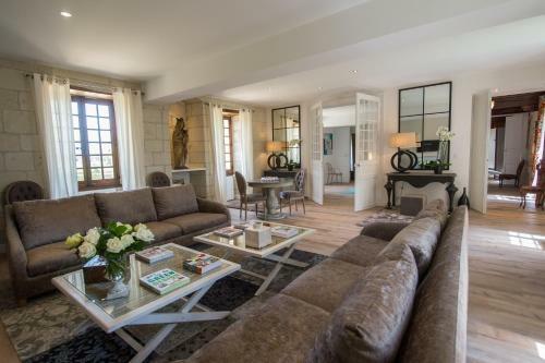 Hostal Ch�teau De La Ronde