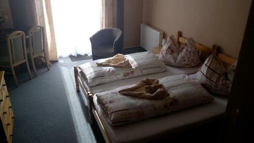 Hostal Penzion ?�rovice