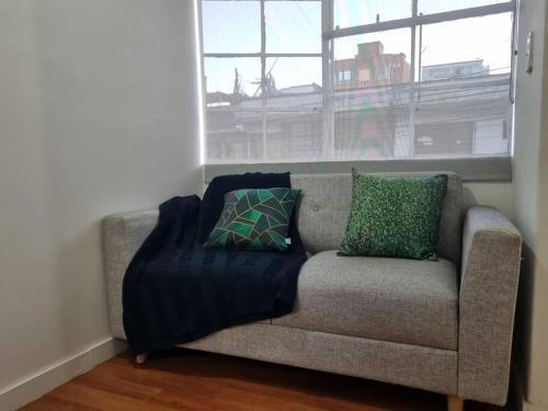 Hermoso Apartamento Con Terraza En Laureles