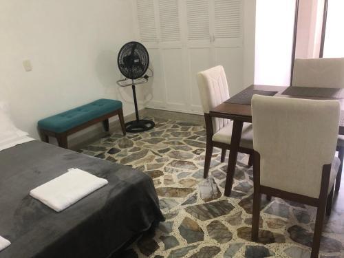 Apartamento C�modo , C�ntrico Y Bien Ubicado Apto 301