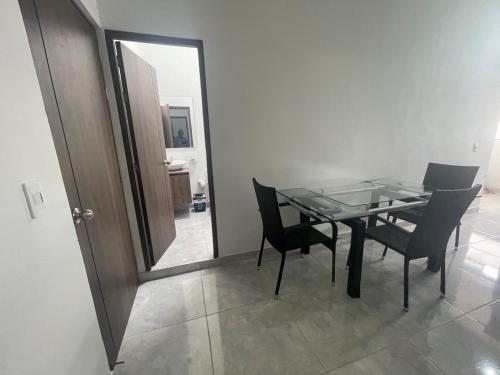 Apartamento C�modo , C�ntrico Y Bien Ubicado Apto 402