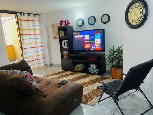 Apartamento de 4 Habitaciones �xito de Laureles