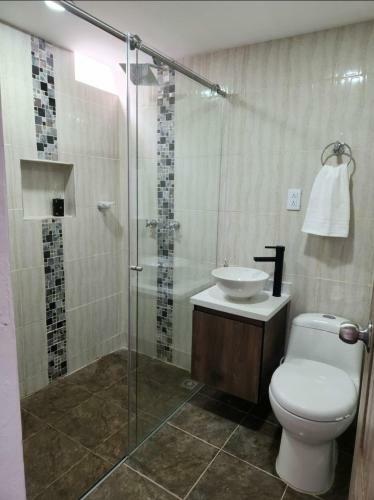 Elegante Y Amplio Apartamento