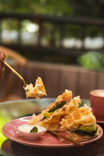 Hotel Nak�a: Stay + Work