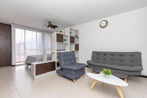 C�modo Apartaestudio Tipo Loft Para Viajeros