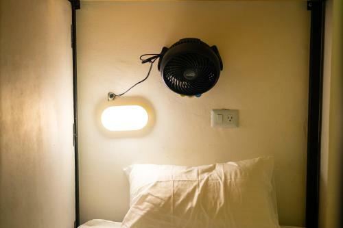 Baku Laureles Hostel