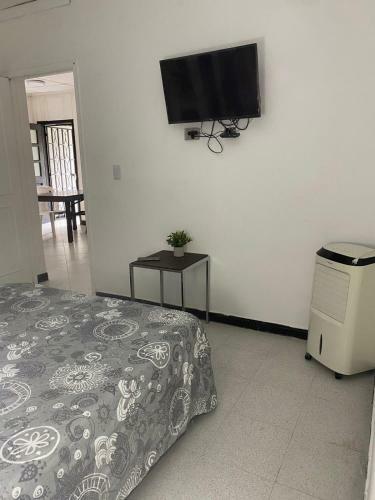 Baku Laureles Hostel