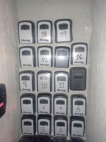 906. Apartamento Cerca Al Sector De Laureles