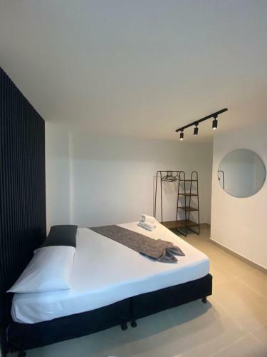 33 Hotel