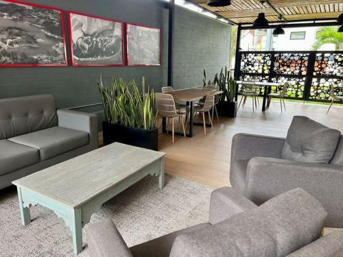 Apartamento Hermoso Loft Cerca Al Poblado