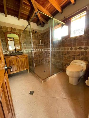 Hermosa Casa Finca En Medell�n Con Jacuzzi !