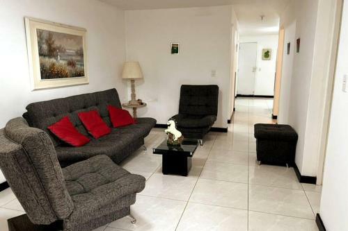 Apartamento En El Poblado Cerca Universidad Ces