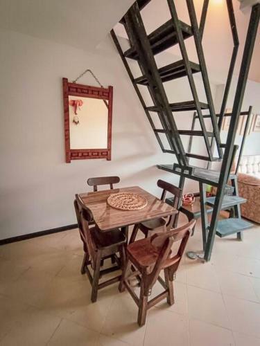Apartamento Amplio Duplex Con Terraza Privada.