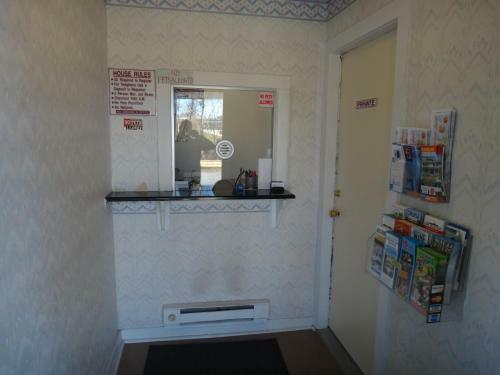 Budget Motor Inn- Mahopac