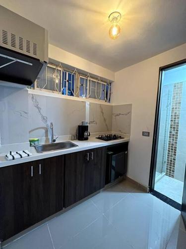 Theluxe Apartaestudio Laureles 2