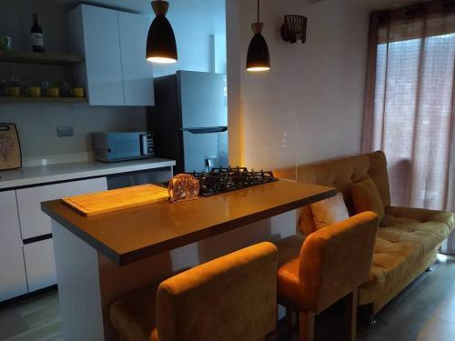 Apartamento Amoblado Completo -vista Espectacular