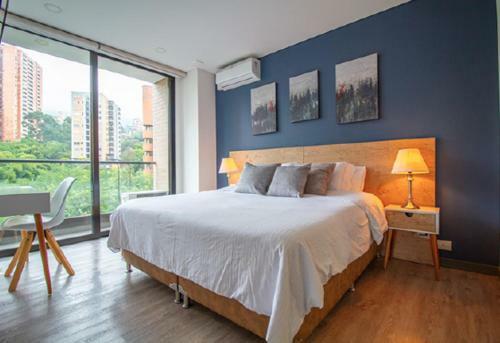 Apartamento Class Suites, Poblado, Medellin. 601