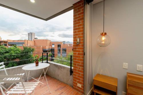 Apartamento El Poblado, Finisterre Ap 801