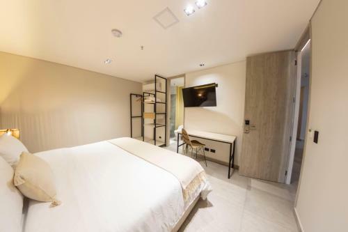 Sonata 44 Hotel Laureles