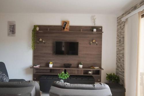 Casa Con Excelente Ubicaci�n Cerca Poblado Piso 3