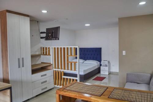Apartaestudio Con Terraza Laureles