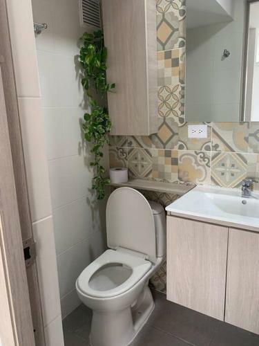 Apartamento Nuevo. Vista A Monta�as