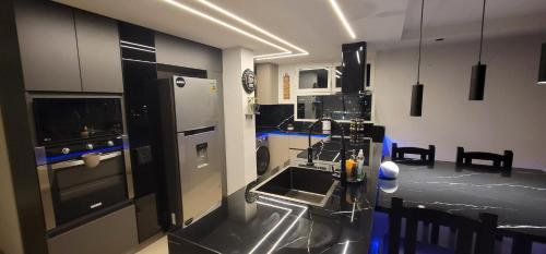 Spacious Smart Luxury Apartment With Stunning Views