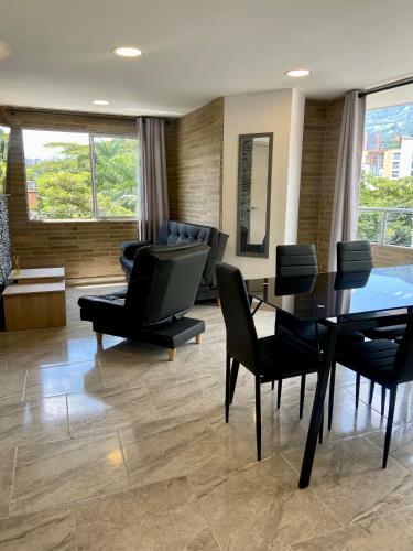 Apartamento Con Excelente Ubicaci�n En Envigado