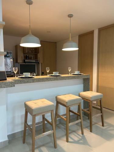 Apartamento Piso 10 + Vista Al Mar + Jacuzi Privado