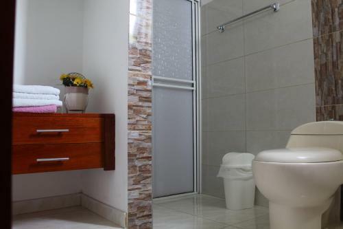 Hostal Casas Blancas Cove�as