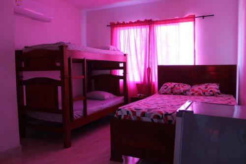 Hostal Casas Blancas Cove�as