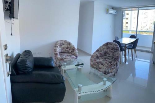 C�modo Apartamento En Zona Privada! Cerca Al Mar.