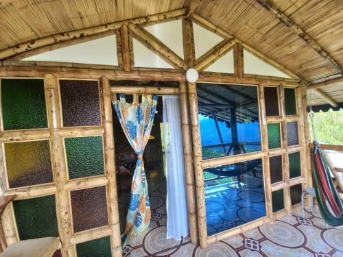 Bed & Breakfast Caba�a Luzmi Cocorn�