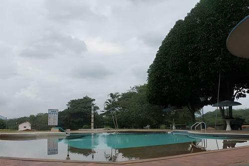Caba�a Campestre de Con Piscina, Cocina, Y Wifi.