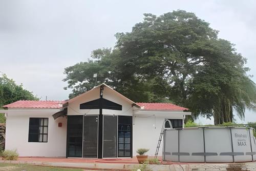 Caba�a Campestre de Con Piscina, Cocina, Y Wifi.