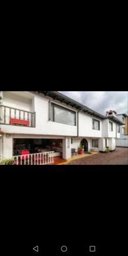 Hostal Chia Casa Hotel